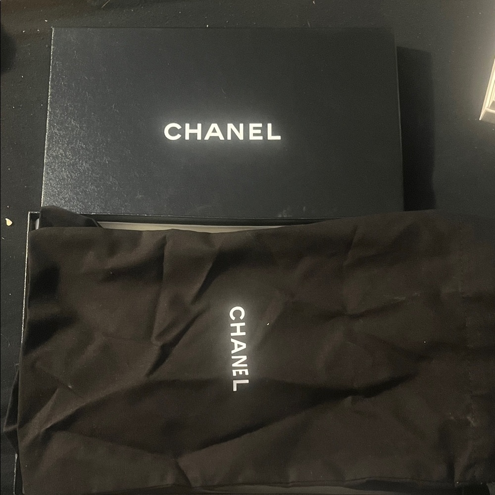 CHANEL Black Slingback Heels - Picture 5 of 5